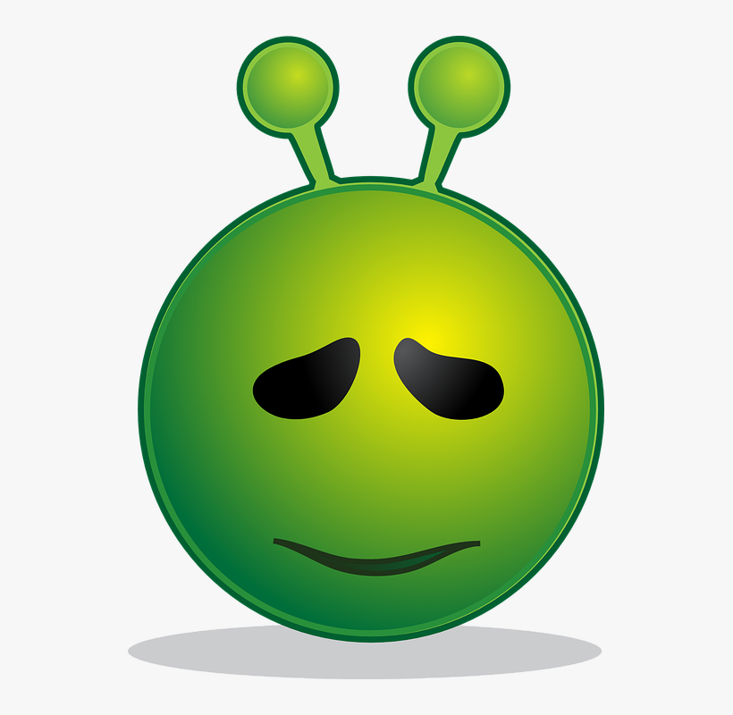 Smiling Green Extraterrestrials With Unfortunate Clippings - Smiley Alien, transparent png #1020378
