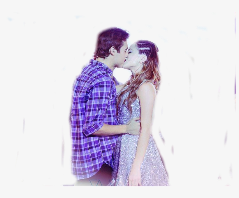 Foto Png Del Beso De Violetta Y Leon No Olvides Guardarlo - Jorge Blanco A Martina Stoessel Kisses, transparent png #1041000