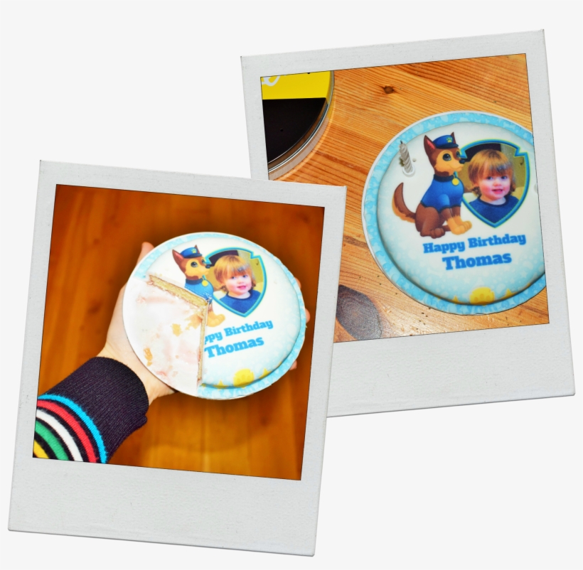 2 Candles And A Party Blower Which Is A Really Nice - Circle, transparent png #1059378