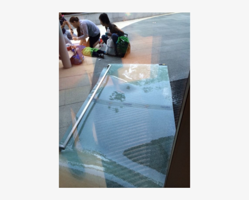 On Aug 7, 2014, A Glass Door On Level 5 Of Westgate - Sliding Glass Door, transparent png #1704660
