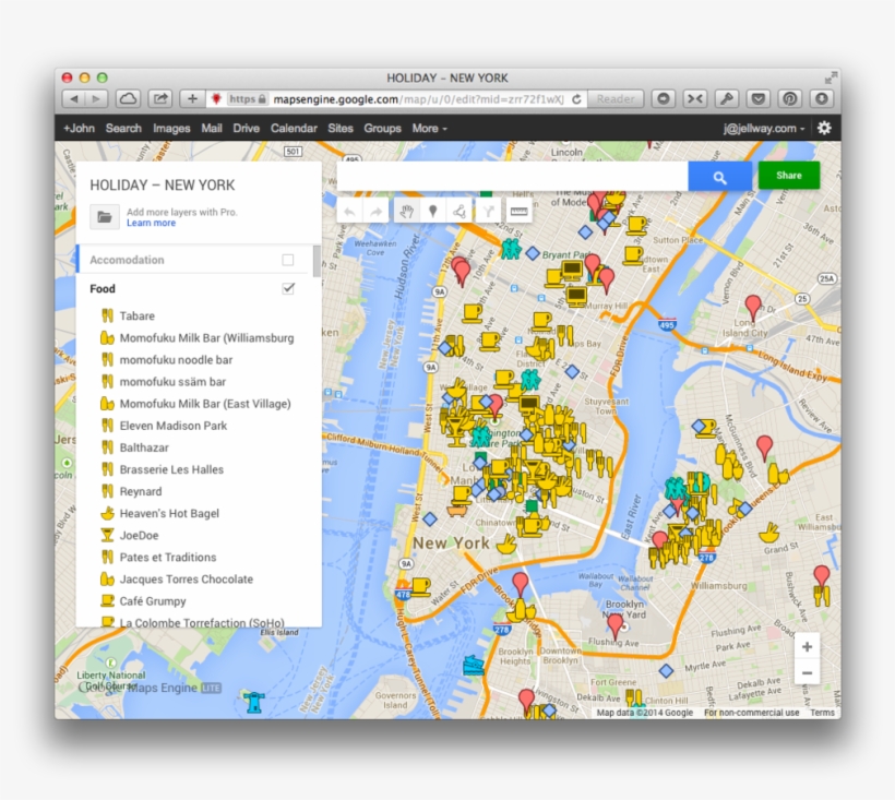 Architect Travelling With A Custom Google Map And Using - Atlas, transparent png #2147092