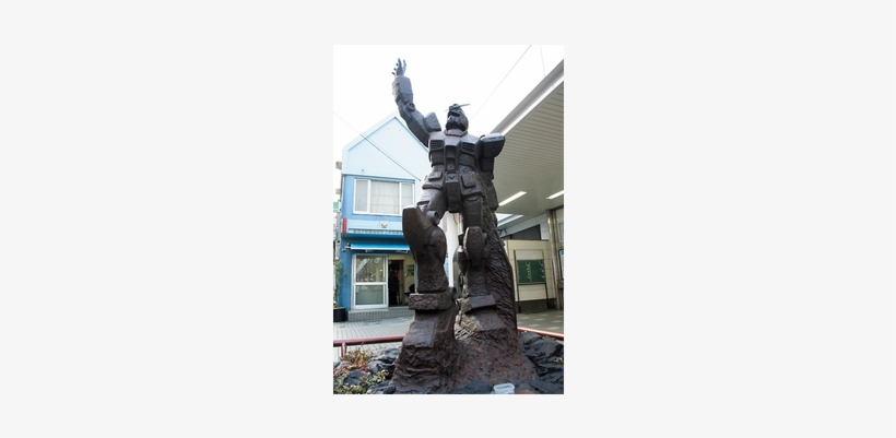 A Statue Of Gundam, A Popular Animation Hero, Was Erected - Kami Igusa Station Gundam Statue, transparent png #2275902