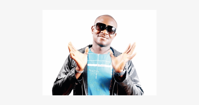 Nani Boi Holds Novelty Match For Entertainers And Police - Police, transparent png #2309537