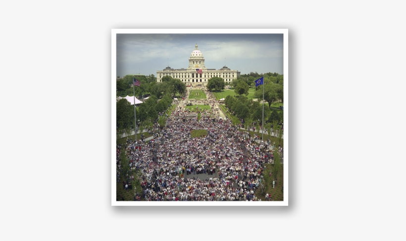 Wwii Veterans At The Minnesota Wwii Memorial Opening - Mn Ww2 Memorial, transparent png #2423394