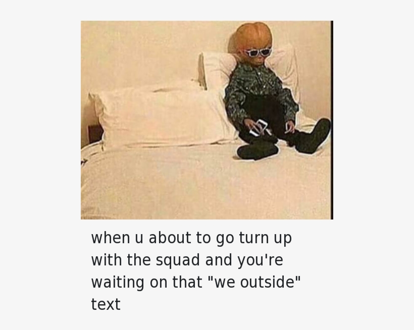 Ayy Lmao, Squad, And Texting - Alien Sitting On Bed, transparent png #2469850