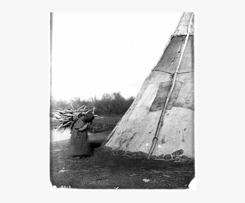 Tribal Woman With Bundle Of Wood On Shoulders, Standing - Sail, transparent png #2578702