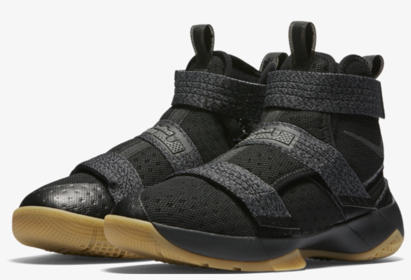 Young Athlete's Version Of The Lebron Zoom Solider - Youth Nike Lebron Soldier 10, transparent png #2865430