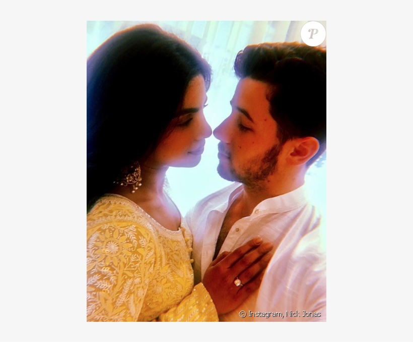 Nick Jonas Et Priyanka Chopra Se Sont Dit Oui À Mumbai - Priyanka Roka, transparent png #3180789