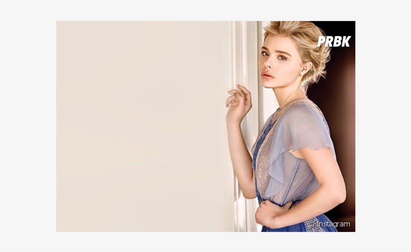 Chloë Moretz Foi Vista Por Último Na Ficção Científica - Dylan O Brien Pareja, transparent png #3409351