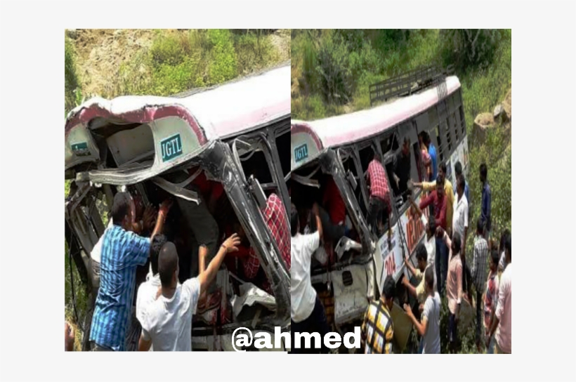 The Bus Happiness To Jagtial Depot Was Filled With - Crowd, transparent png #3608557