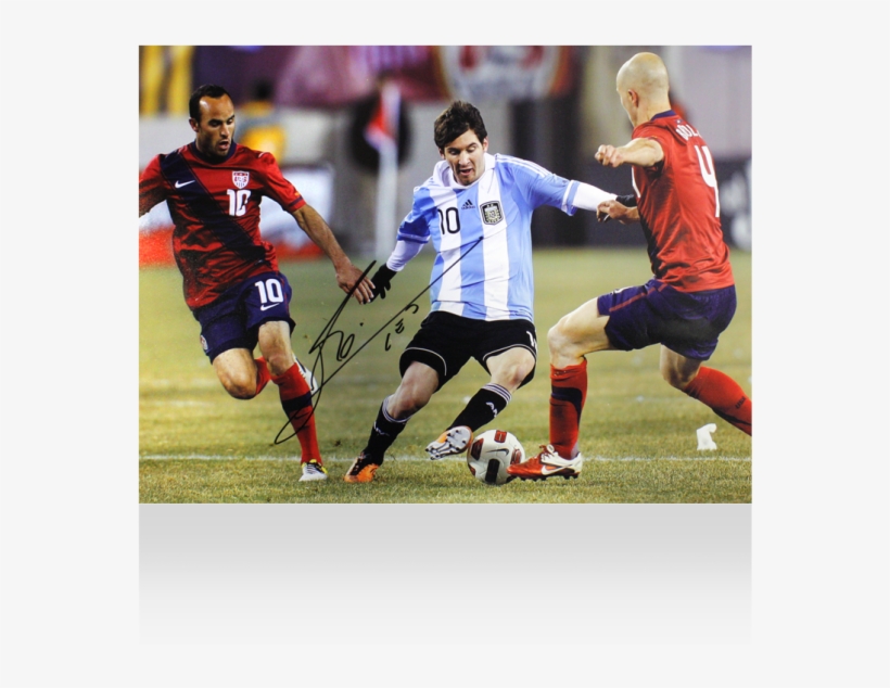 Lionel Messi Dribbling Free Transparent Png Download Pngkey