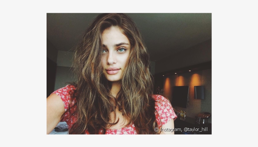 Taylor Hill Apresentará Os Principais Lançamentos De - Taylor Hill, transparent png #3700548
