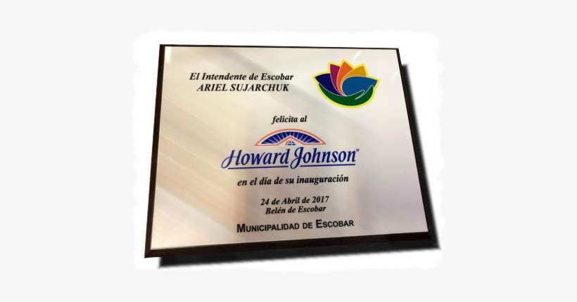 Base De Madera Con Chapa De Bronce Grabada Con Láser - Howard Johnson Hotel Flags 6x10 Feet, transparent png #3777558