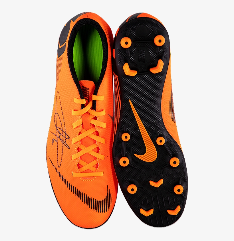 Eden Hazard Signed Boot 3 Matt Hardy Photography - Cristiano Ronaldo, transparent png #3809558