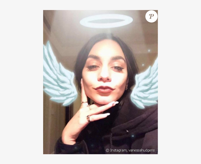 Vanessa Hudgens Rend Hommage À Son Père Un An Après - Selfie, transparent png #3867671