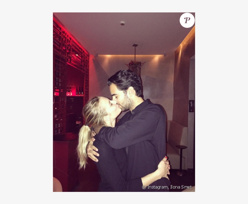Ilona Smet Embrasse Son Amoureux Kamran Ahmed - Ilona Smet Et Kamran Ahmed, transparent png #4867641