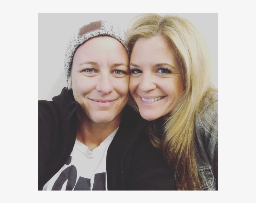 Abby Wambach Se Fiance Avec Glennon Doyle Melton, À - Abby Wambach, transparent png #4867705