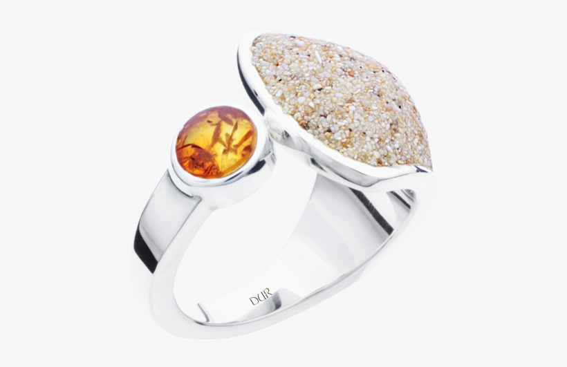 Model Beach Sand & Amber - Ring Aus Strandsand Mit Bernstein Gefasst In 925er, transparent png #5085644