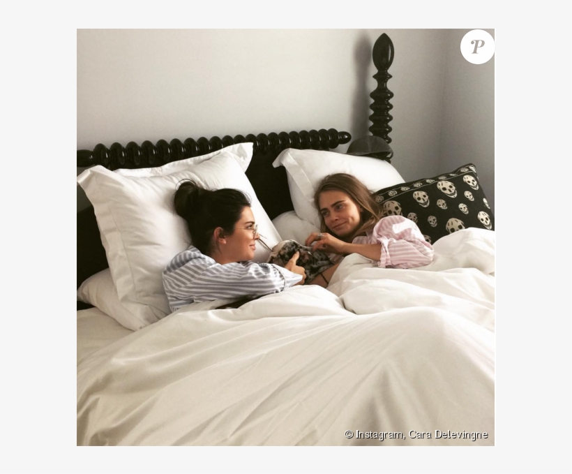 Kendall Jenner Et Cara Delevingne Assistent À La Baby-shower - Justin Bieber Martin Garrix Kendall Jenner, transparent png #5667764