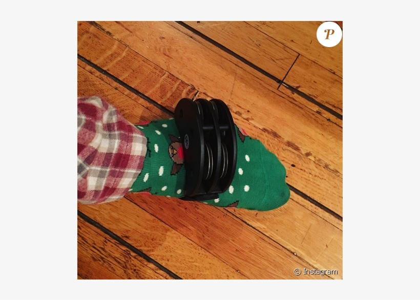 Tom Felton A Reçu Un Tambourin De Pied De La Part De - Plaid, transparent png #5945296