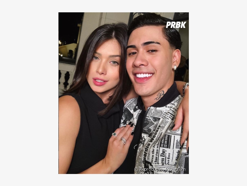 Mc Kevinho E Flavia Pavanelli Fazem Coreografia Para Mc Kevinho Ta Tum Tum Free Transparent Png Download Pngkey