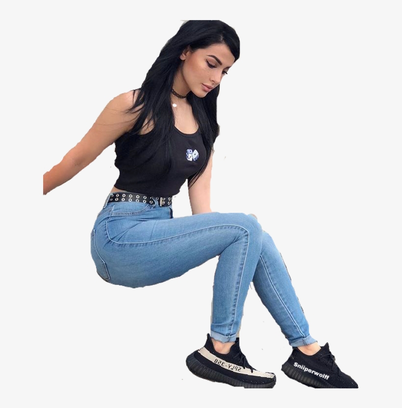 Sssniperwolf Hot