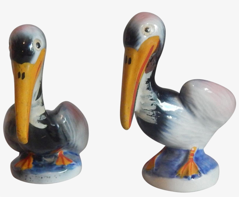 Pelican Salt And Pepper Shakers - Figurine, transparent png #643290