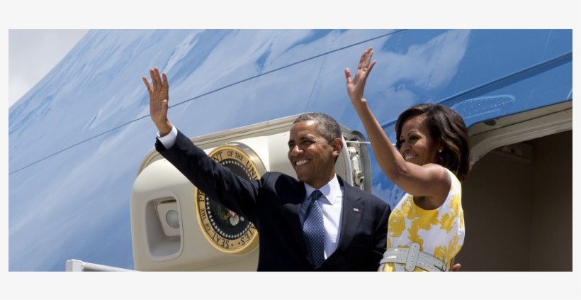 Obamas Wave Goodbye, transparent png #7029927