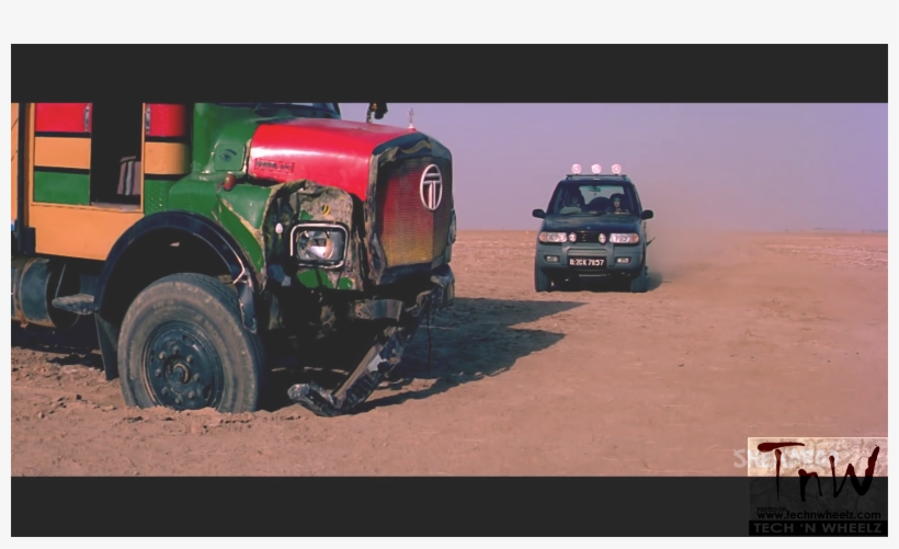 Cars In Road Hindi Movie - Tractor, transparent png #8132278