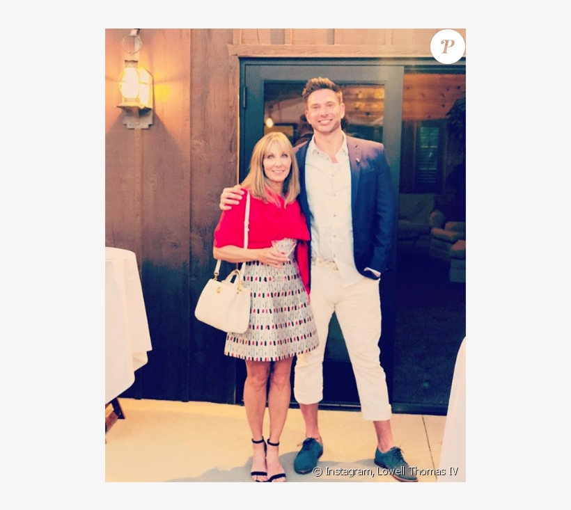 Laurie Eastwood Avec Son Fils Lowell Thomas Iv - Formal Wear, transparent png #8237989