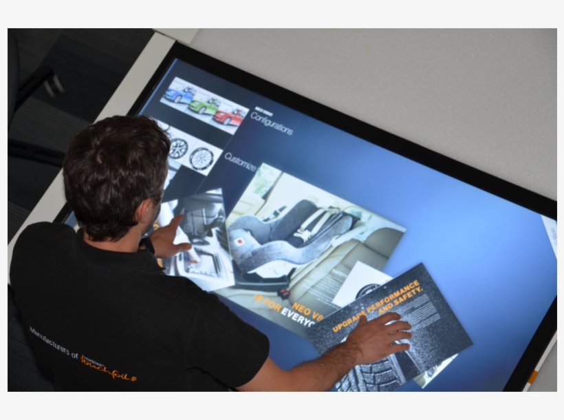 A Man Using A Dust Proof Touch Screen Table - Led-backlit Lcd Display, transparent png #8514920
