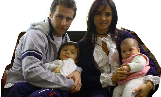 Се За Девојчина - Özgür Çevik Nehir Erdoğan (600x316), Png Download