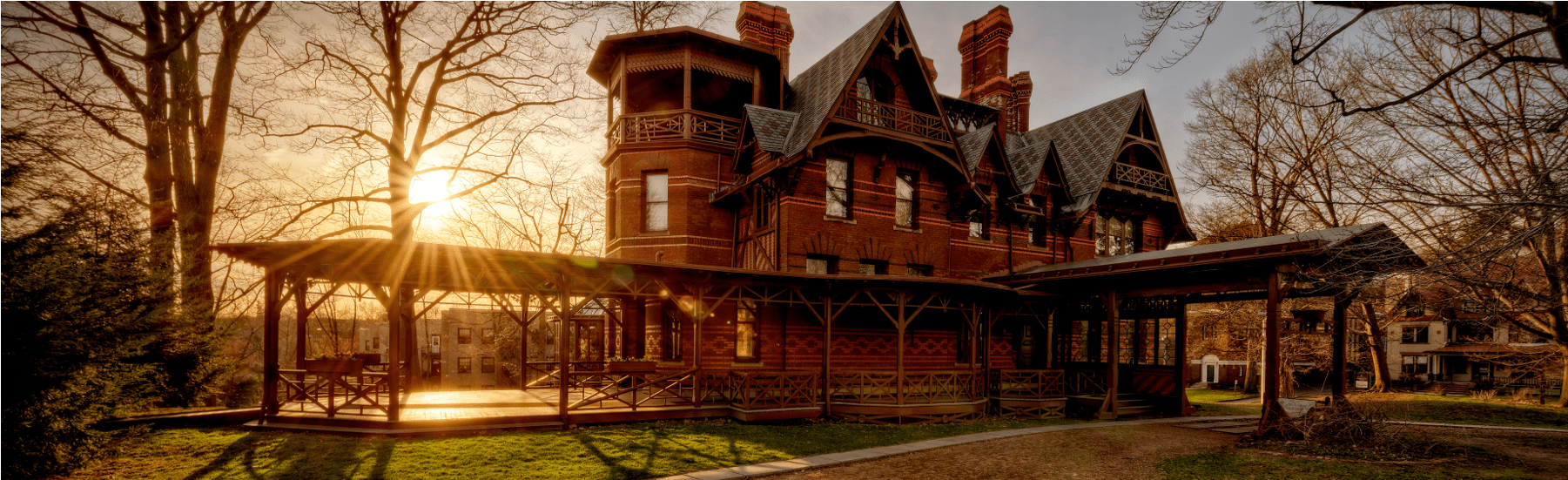 Cropped 1800×720 Mark Twain House Sunset1 - Mark Twain's Home Autumn (1800x720), Png Download