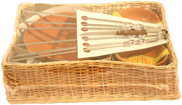 Bbq Grill Picnic Basket For 6 Persons - Wicker (800x534), Png Download