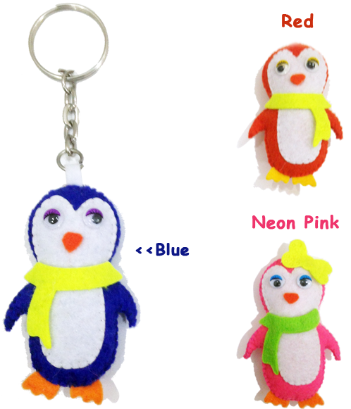 Christmas Penguin Felt Keychain - Christmas Day (588x586), Png Download