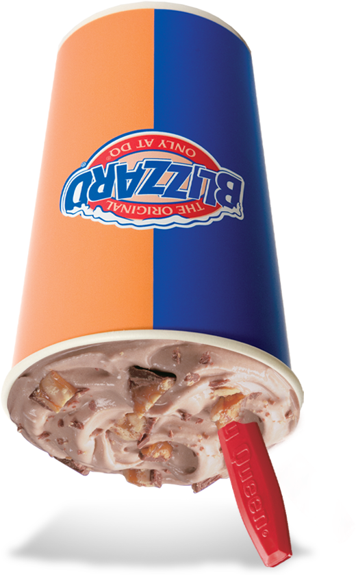 Snickers® Candy Pieces Blended With A Chocolaty Sauce - Dairy Queen Brownie Temptation (940x863), Png Download