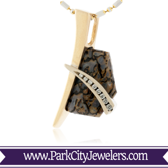 Dinosaur Bone & Diamond Necklace - Necklace (556x556), Png Download