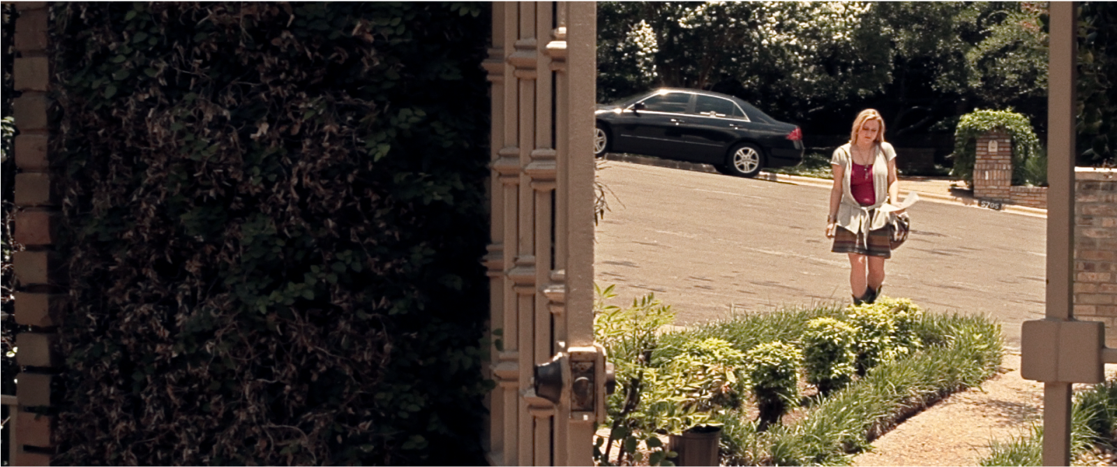 Using Film Grain Overlay To Hide Loss Of Resolution - Street (1600x900), Png Download