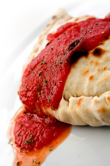 Calzone - New York (365x548), Png Download