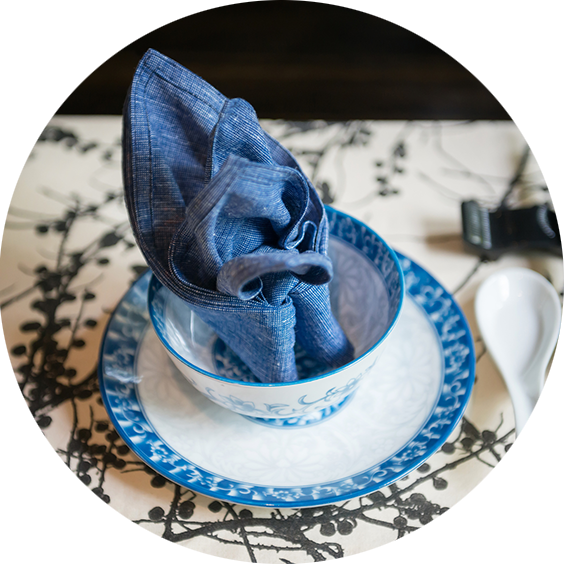 Here One Is Able To Enjoy The Best Of Our History, - Blue And White Porcelain (564x564), Png Download