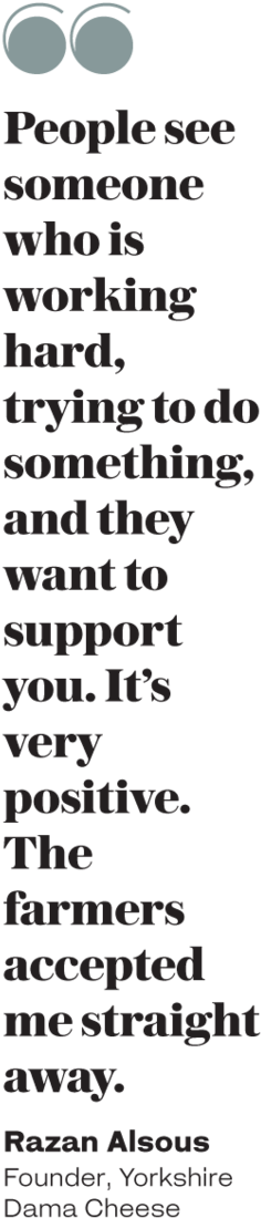 Gigi Hadid Visits Rohingya Refugee Camps - Beauty Theyouway (377x1200), Png Download