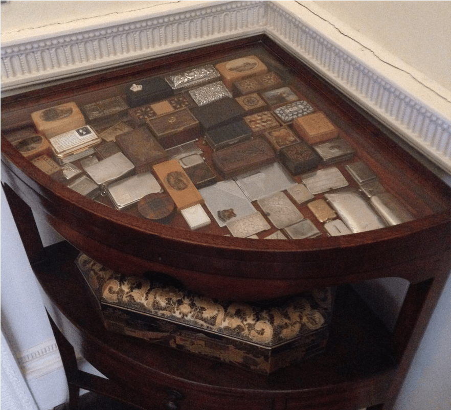 A Desk With Stamp Boxes On Show Under The Glass Top - Desk (1200x801), Png Download
