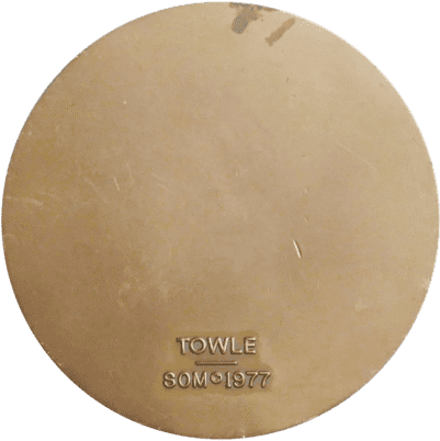 'breaking The Chains Paperweight' By Karl Gruppe - Circle (440x440), Png Download