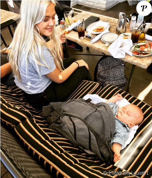 Louis Tomlinson, Au Restaurant Avec Sa Soeur Lottie, - Lottie Tomlinson And Freddie Tomlinson (637x576), Png Download