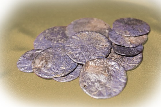 Of Bar Money Called Hoy Of The Lan Chang Kingdom (presently - Cash (558x372), Png Download