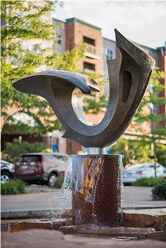 Centrifuge - Statue (800x500), Png Download