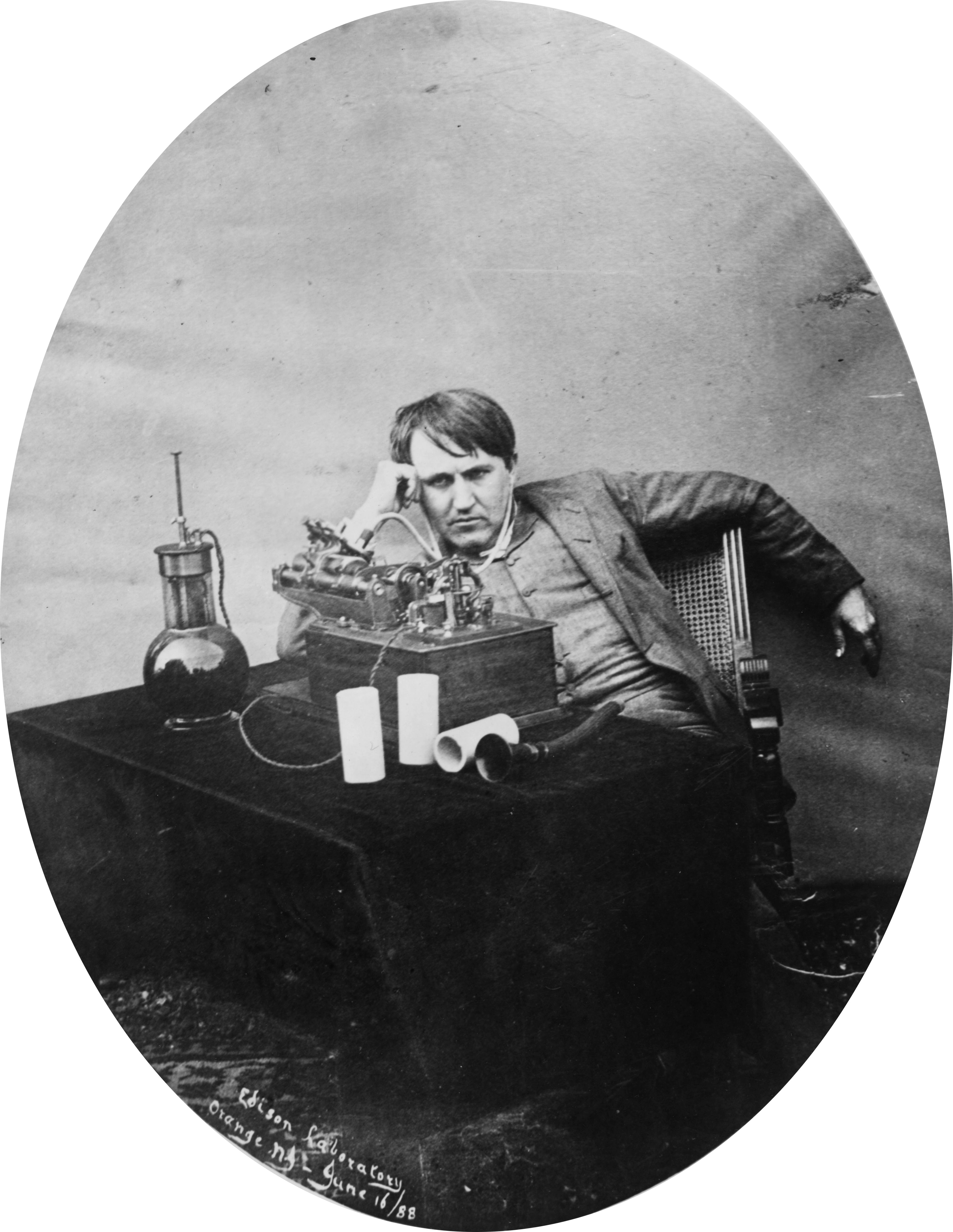 Thomas Edison Listening To Wax Cylinder, 1888 - Thomas Edison Phonograph (4044x5230), Png Download