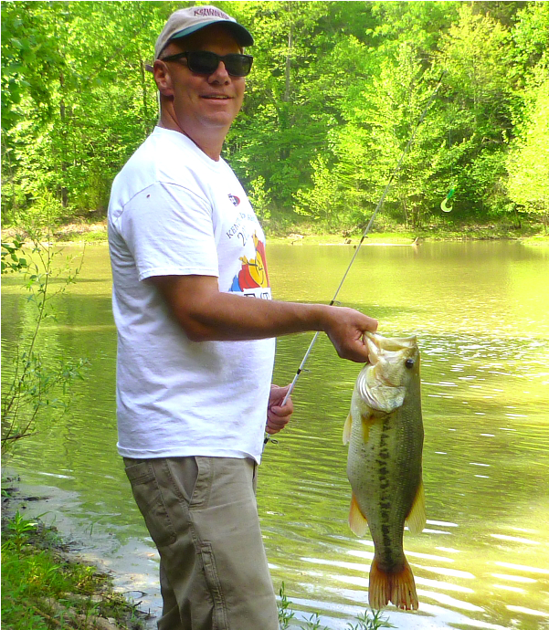 Frankfort June Is One Of The Best Months For Outside - Bass Fishing (927x689), Png Download