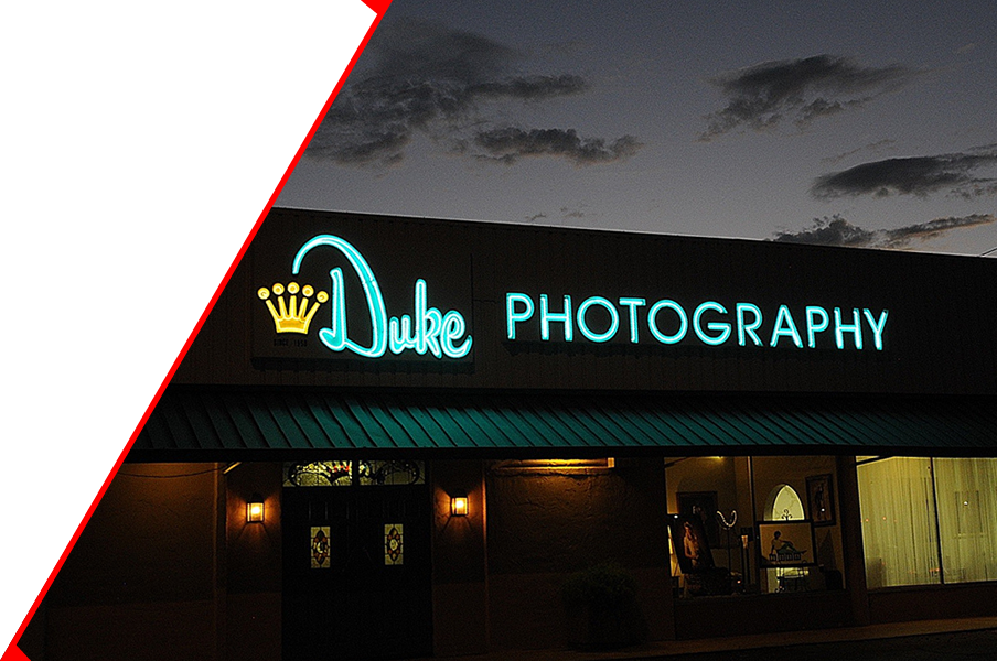 Neon Fabrication - Neon Sign (904x600), Png Download