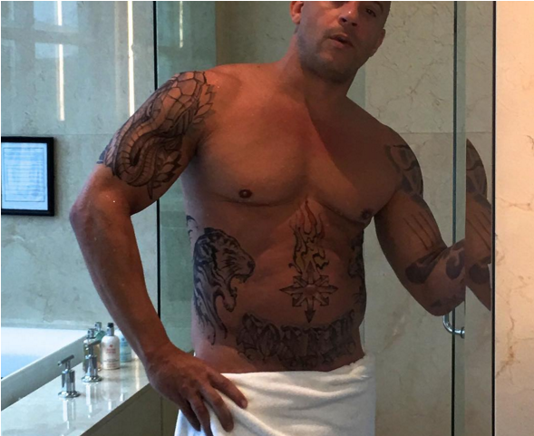 Vin Diesel S'affiche Instagram, Quasi Nu Et Très Musclé - Vin Diesel Lion Tattoo (844x480), Png Download